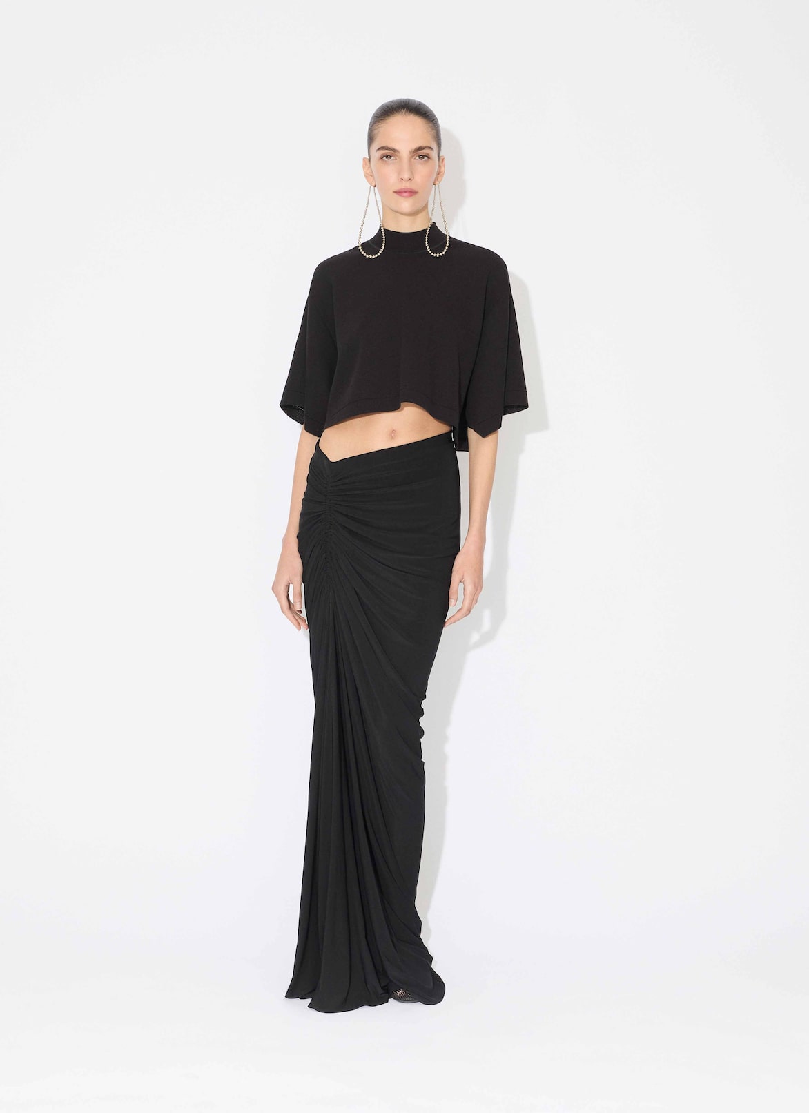 KNITTED CROPPED T-SHIRT ALAÏA BLACK KNITTED CROPPED T-SHIRT